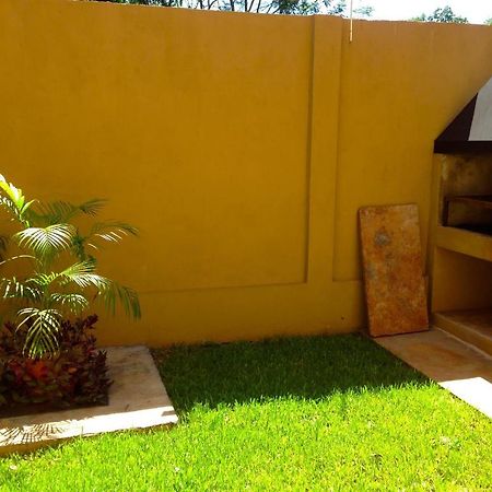 Naipi Apart Puerto Iguazu Exterior photo